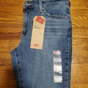 Levi's 711 Jeans. NWT 10 medium 30x30.  Blue Distressed